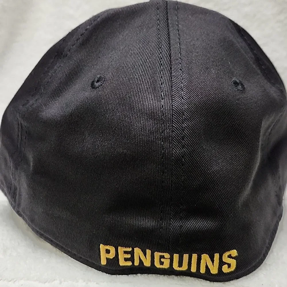 Fanatics Pittsburgh Penguins L/XL Stretchfit Hat - New